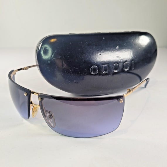 Vintage Gucci GG2653 Shield Sunglasses Y2K Blue Grey Lenses  display picture 1