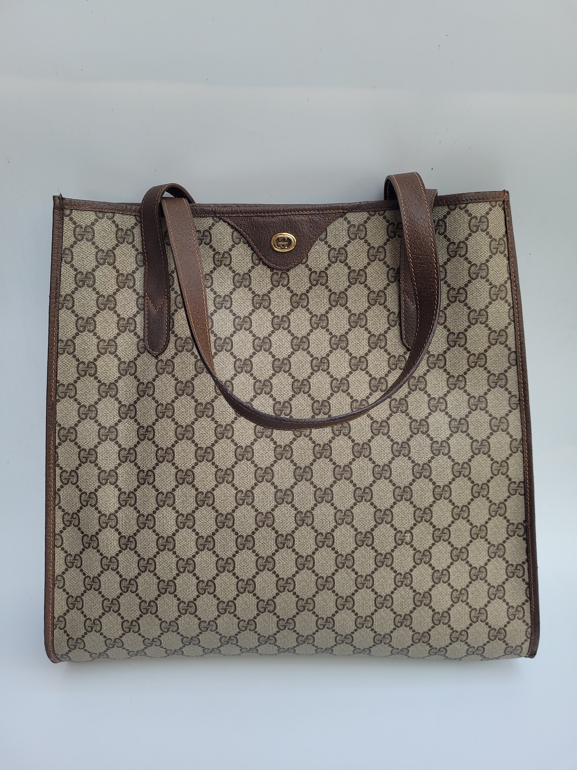 GUCCI Bag. Gucci Vintage GG Supreme White / Tan Monogram,  UK