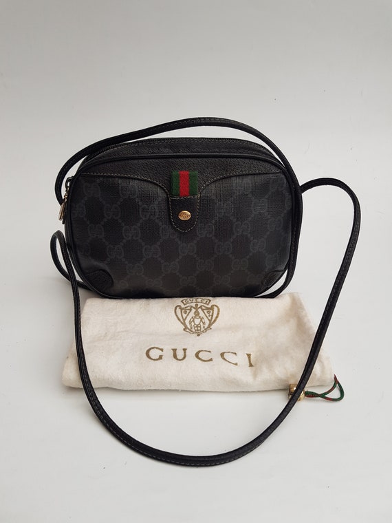 GUCCI Bag. Gucci Vintage Ophidia Monogram Black W