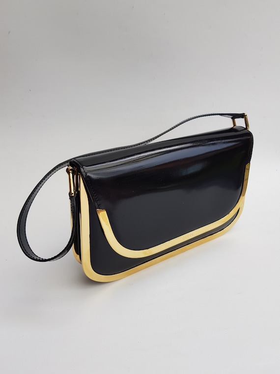 GUCCI Bag . Gucci Vintage Black Leather Shoulder
