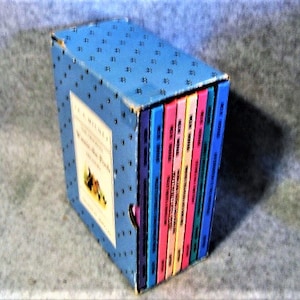 Winnie-the-Pooh Boxed Book Treasury