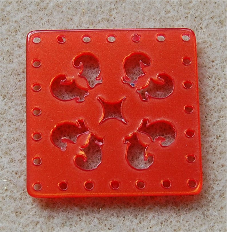 LASER CUT ELEMENT, Square, 30mm x 30mm, Orange Red, L0472-1, sold as a single unit. image 1