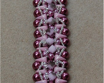 TUTORIAL 'STRUTZ' Bracelet, Using Vexolos, Pearls, Seed Beads, and Crystals.