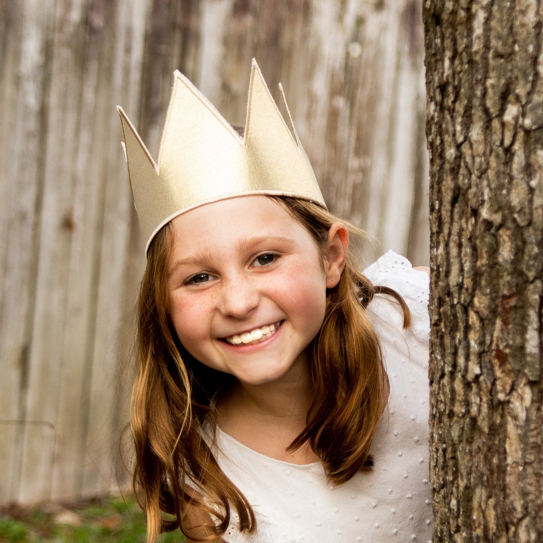 Metallic Gold Party Crown King, Queen, Prince, Royal Medieval Dress up