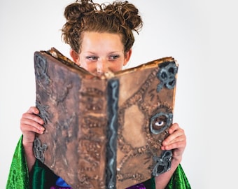 Sanderson Salem Sisters Spell Book | Witches & Wizards prop book of spells |  Witch and Wizard Haunted House Party Decor