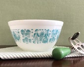 Vintage Pyrex Mixing Bowl Amish Butterprint Pyrex, Small 402 Pyrex Bowl, turquoise Pyrex 1.5 quart mixing bowl, gift for her