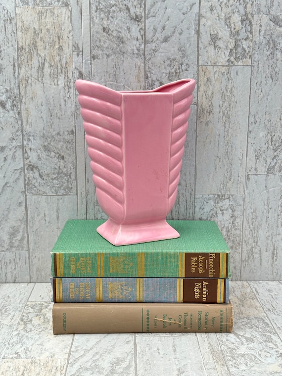 Vintage Pink vase, ceramic pottery made in USA collectible