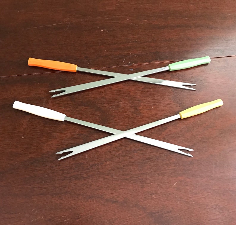 2 prong fondue forks, Fondue Party Forks Set of 4 fondue forks Vintage Fondue Forks Retro Colored Plastic handles stainless steel fork