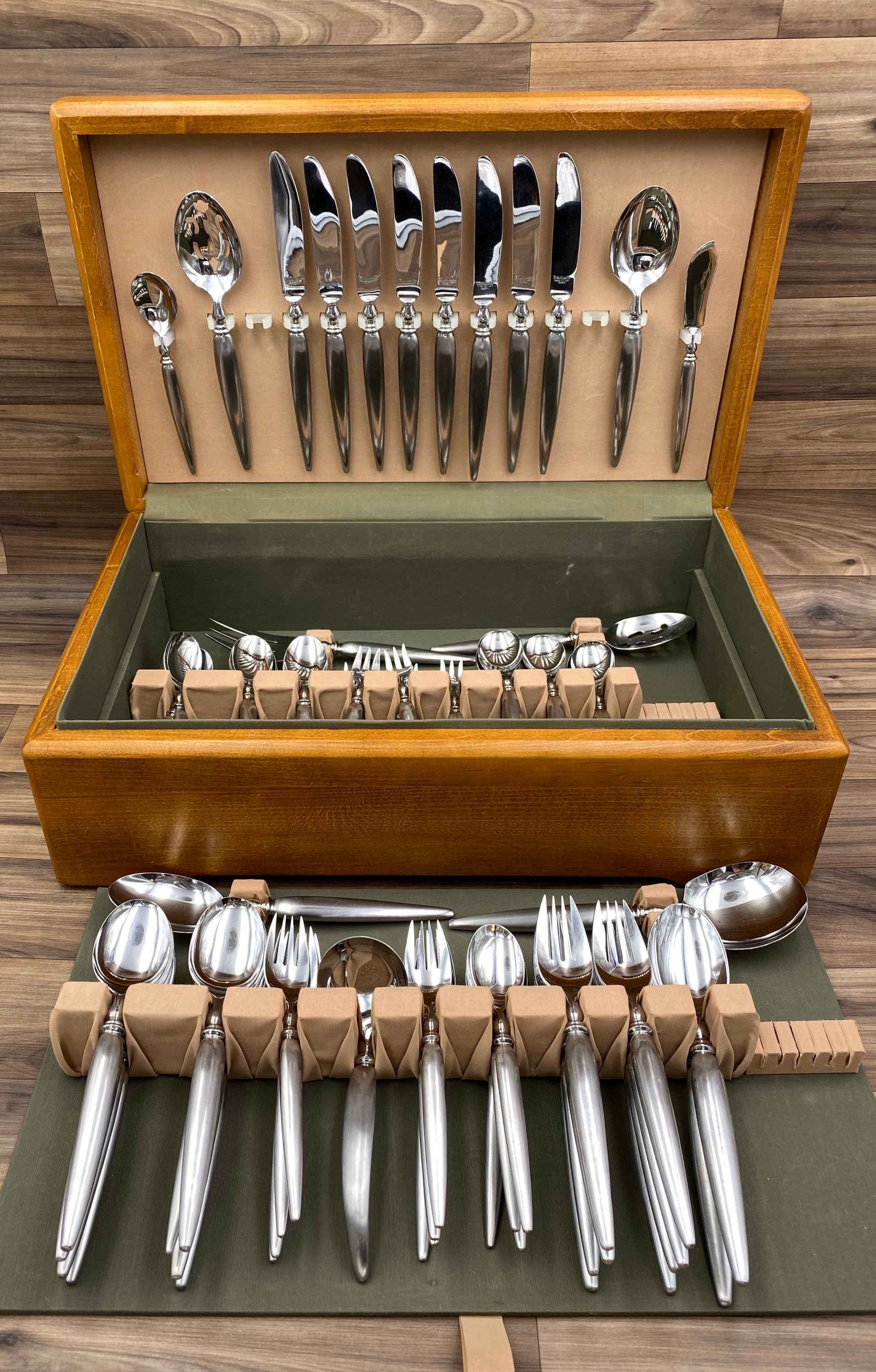 RARE Flatware Set, Vintage SaladMaster Ellise complete service for 8