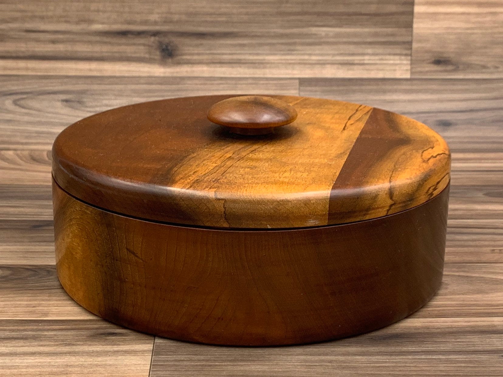 Round wooden box with lid sale