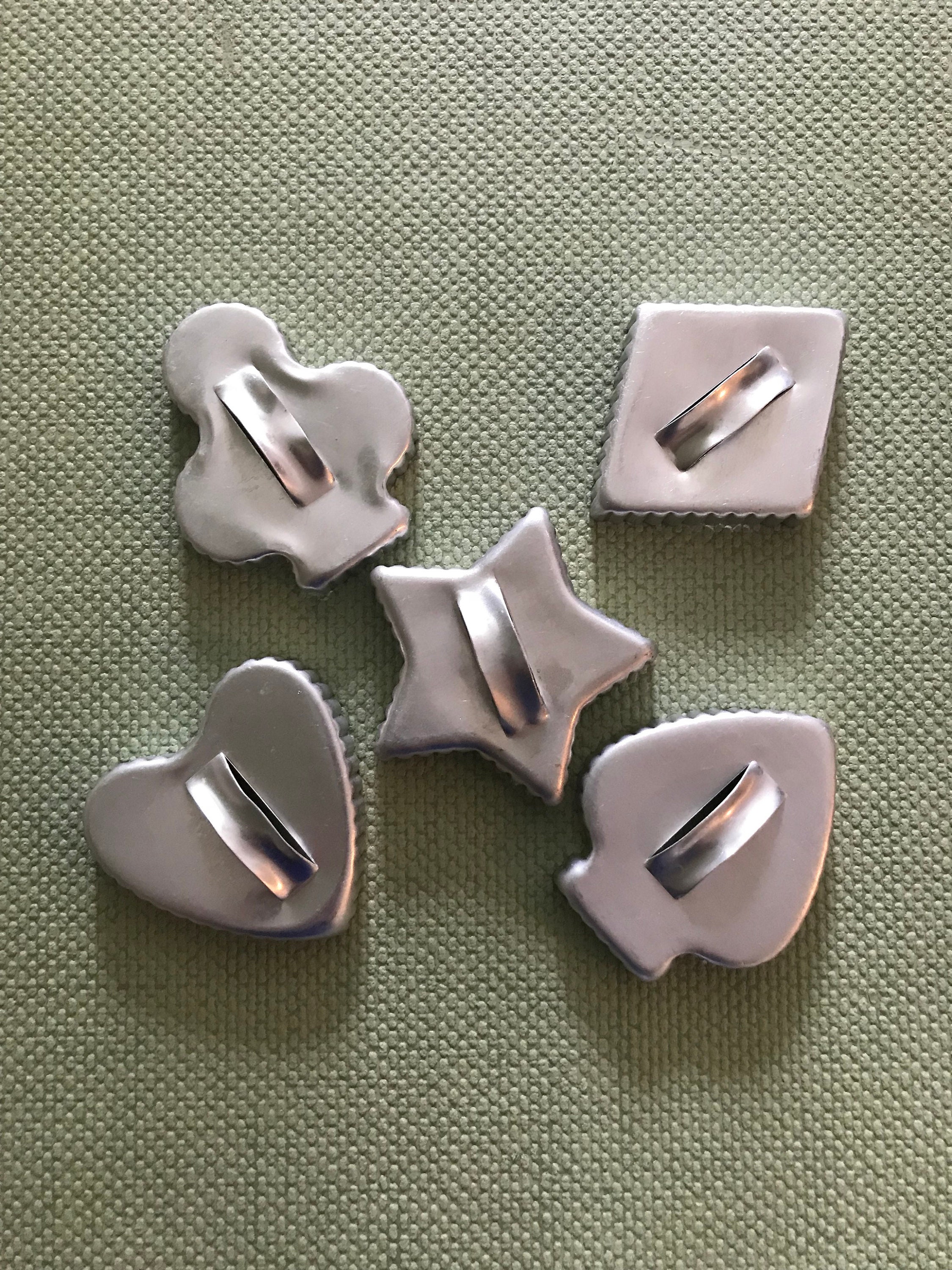 Can Metal Cookie Cutters Go In The Oven Dominica 's Blog