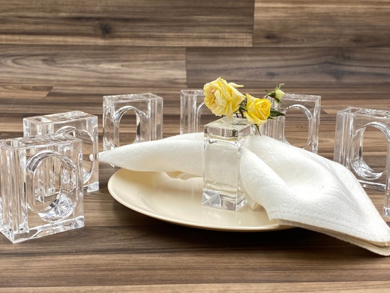 Vintage Lucite Napkin Rings with Bud vases by Lillian Vernon, Set of 8, Table decor, Hollywood Regency