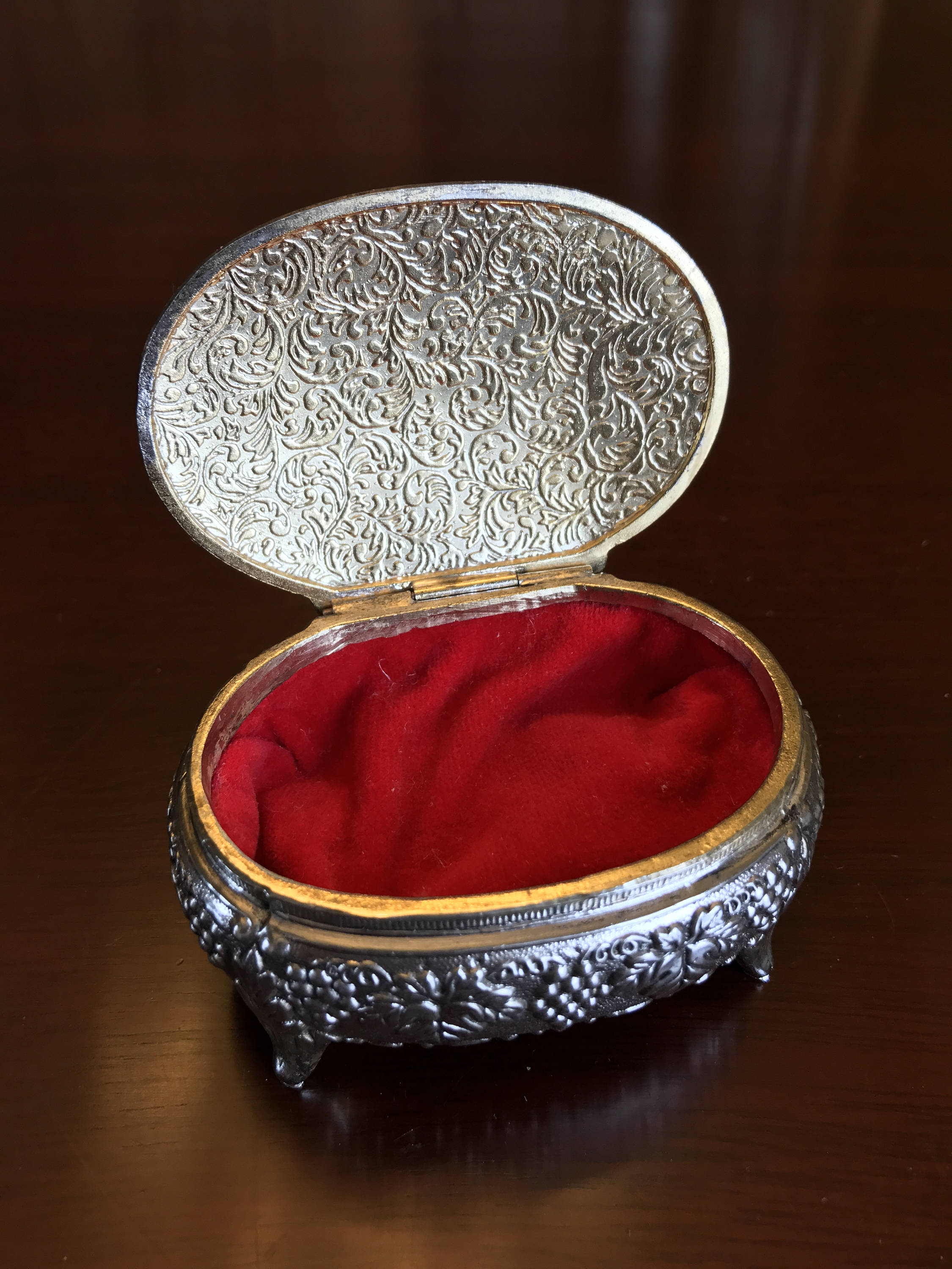 Vintage Trinket Box, Coat of Arms, Silver Plated jewelry box, Gift