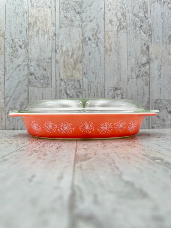 Vintage Pyrex Pink Daisy Divided Casserole Dish: 1.5 Quart