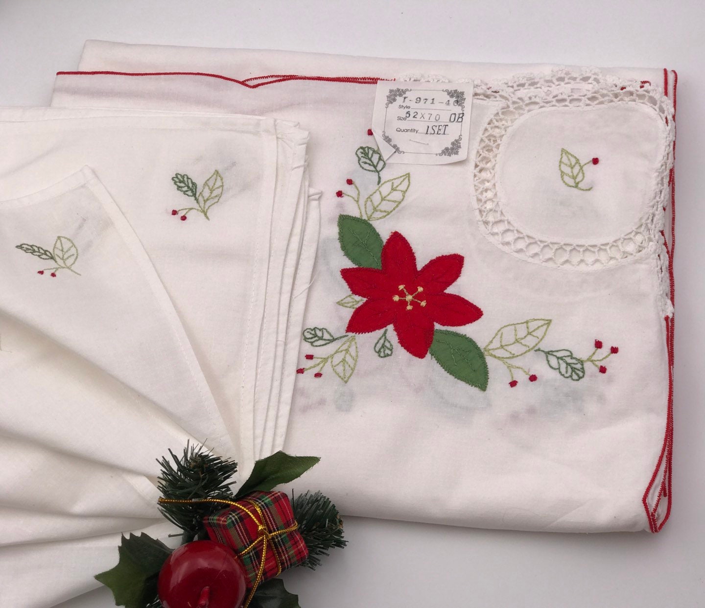 Vintage Christmas Tablecloth and napkin set Red appliquéd poinsettias