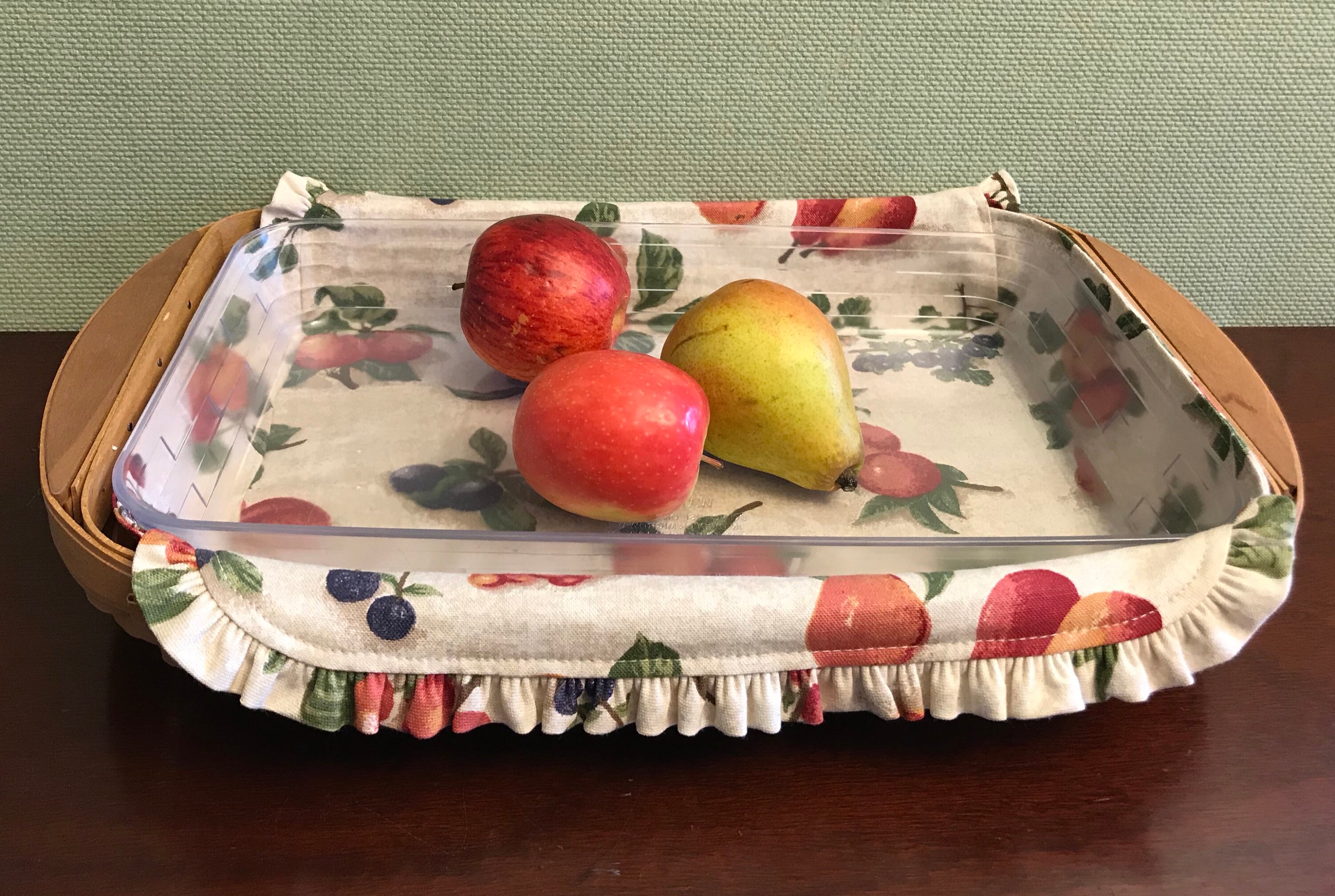Longaberger Serving Tray Basket with fabric Liner Fruit Medley, Plastic