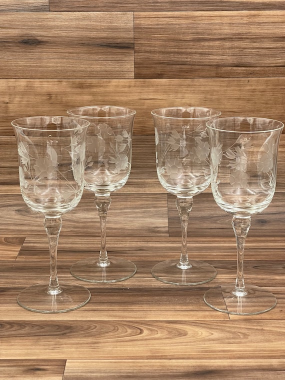 Vintage Etched Floral Water glasses, blown Glass Goblets, Sara Consara by Colony, set of 4