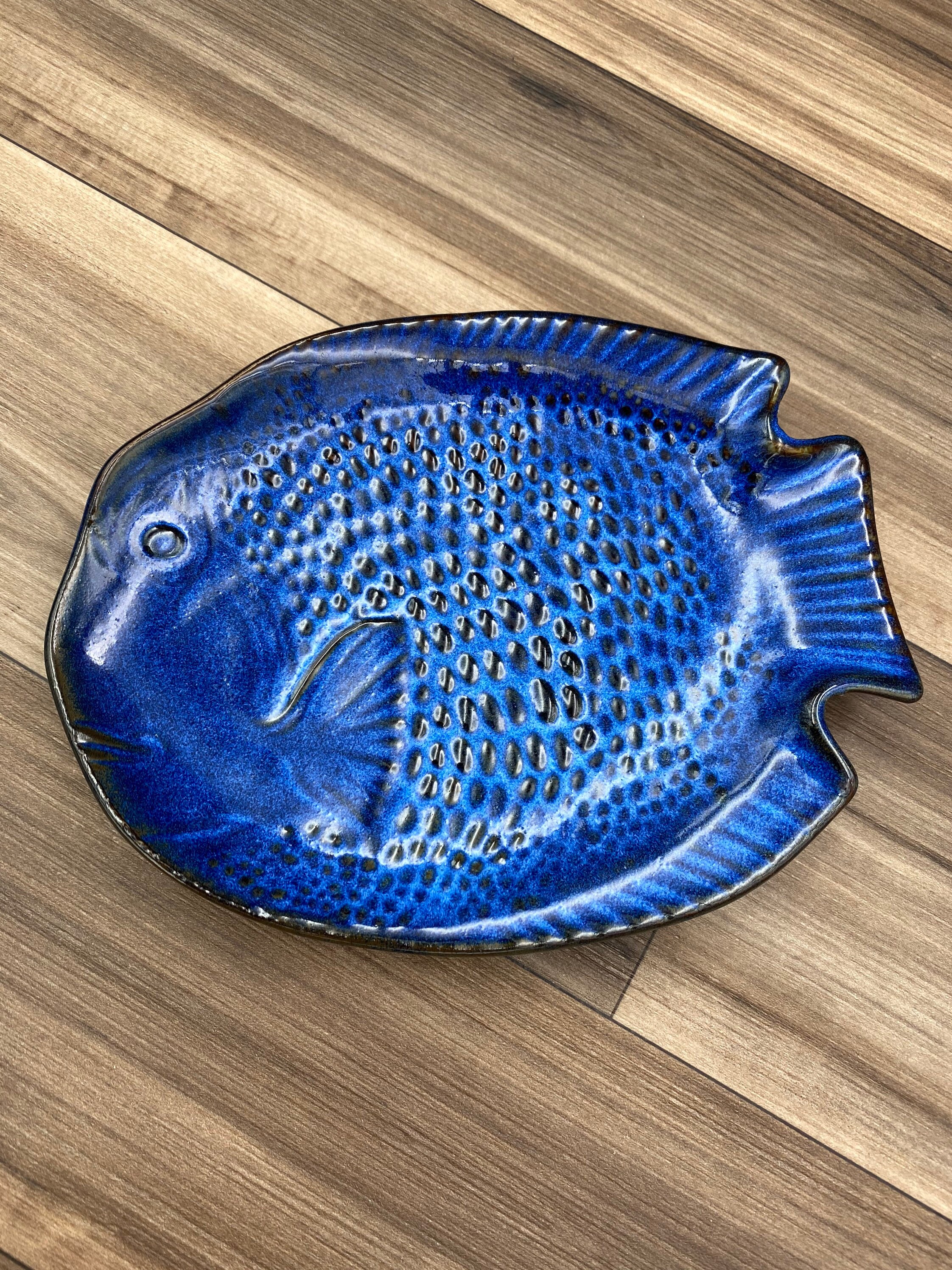 Ceramic Blue Fish Dish set, matching fish shaped plates, Beach house decor, gift set, made in Japan