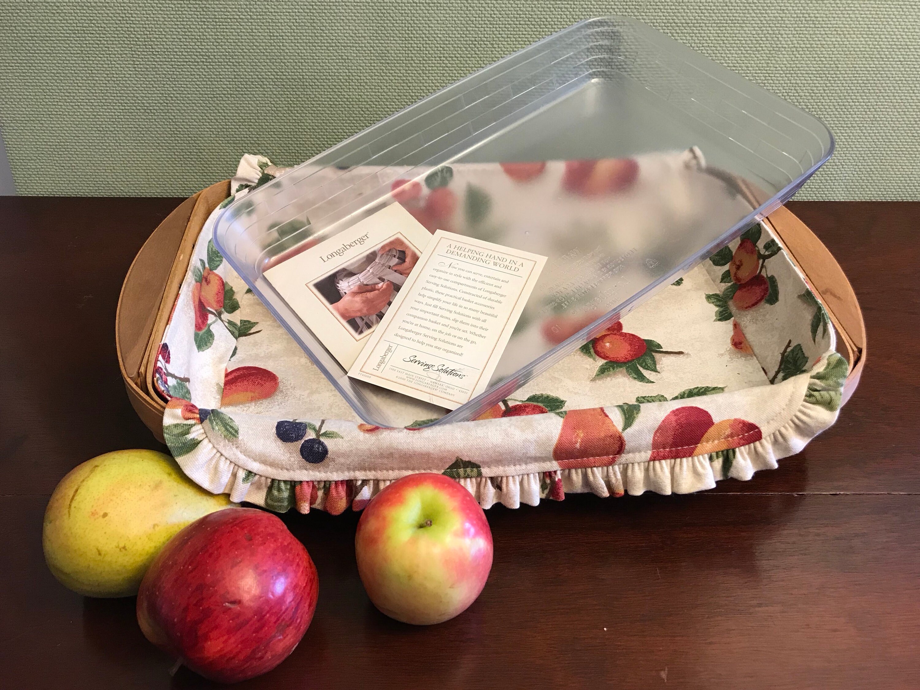 Longaberger Serving Tray Basket with fabric Liner Fruit Medley, Plastic