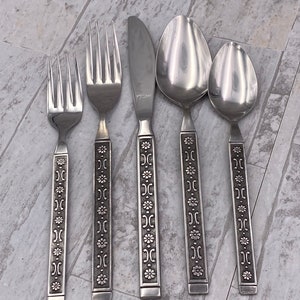 MCM Stainless Flatware set, Large Service for 12, Vintage Silverware Set, Gift for her image 3