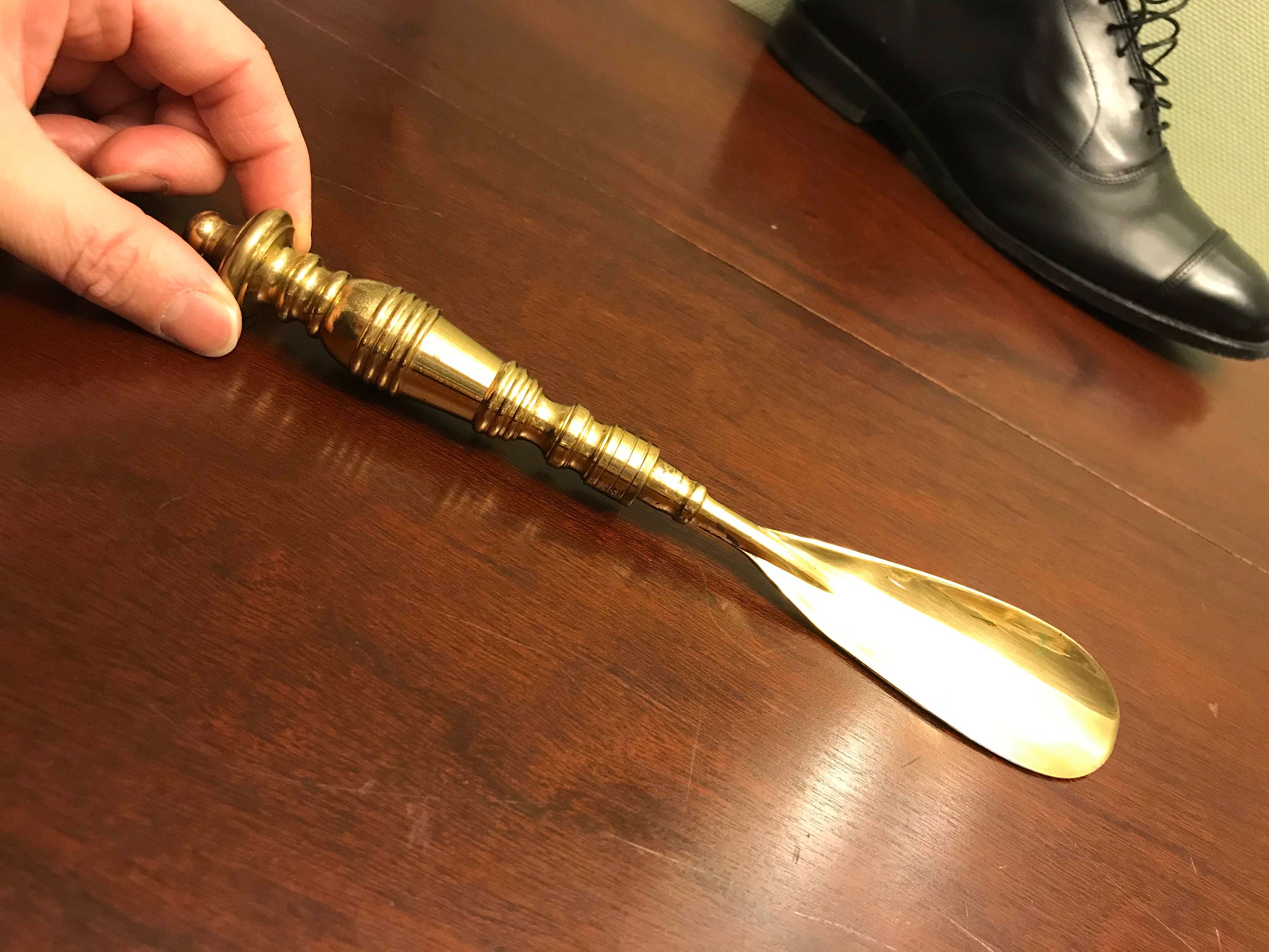 Vintage Shoe Horn, Goldtone Shoe Horn, Ornamental Metal Shoe Horn, Gift