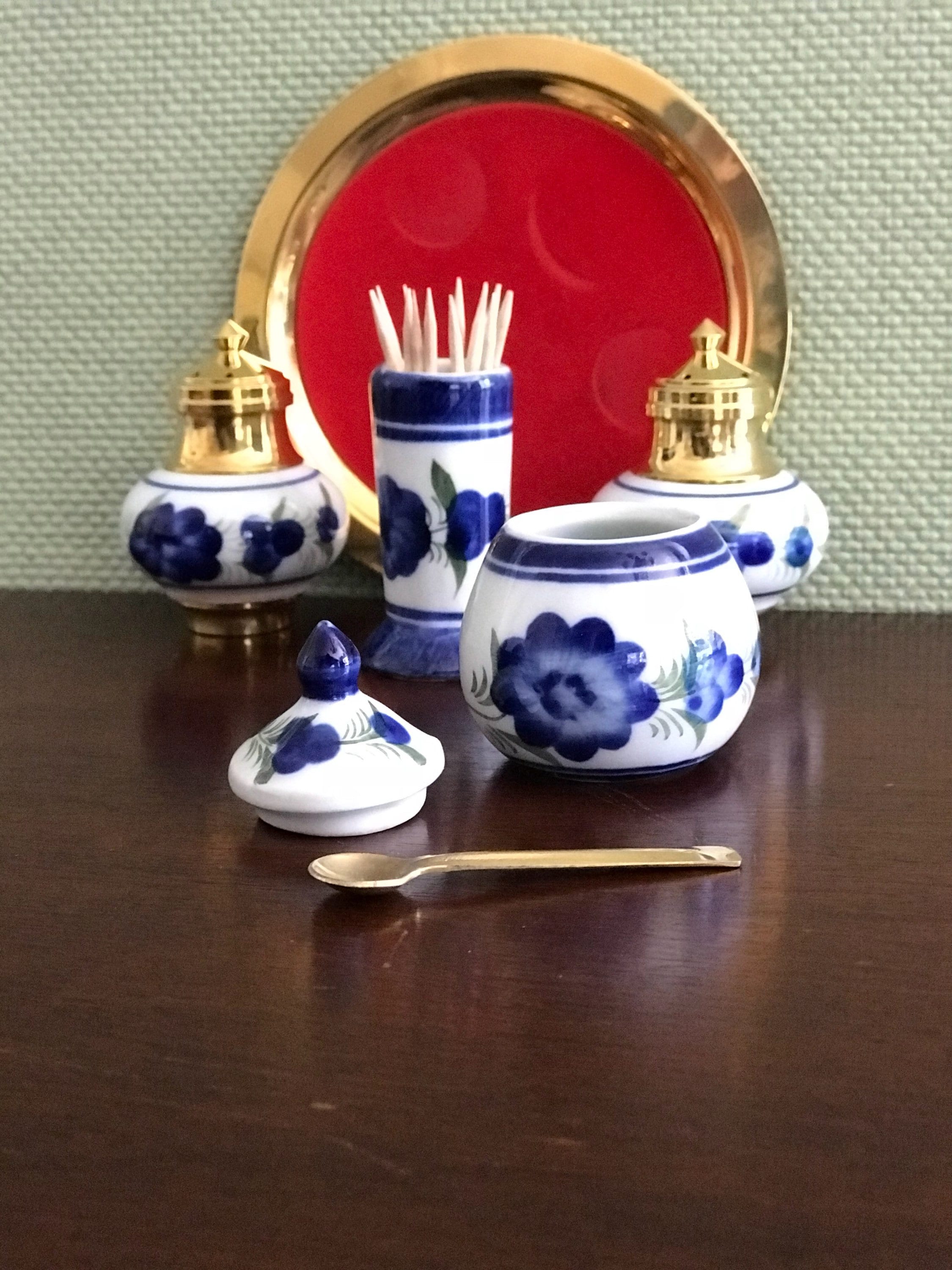 Mini Condiment set, Vintage Blue and White China Condiment set, Handpainted collectible salt and