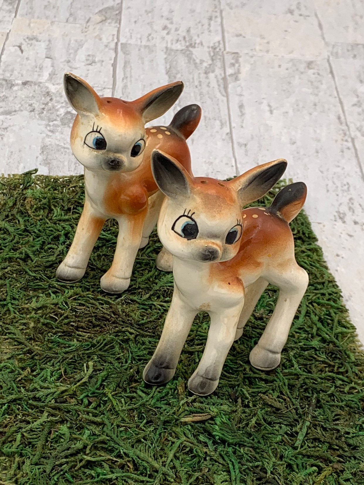 Vintage set of little Deer Salt and Pepper Shakers, Bambi ceramic
