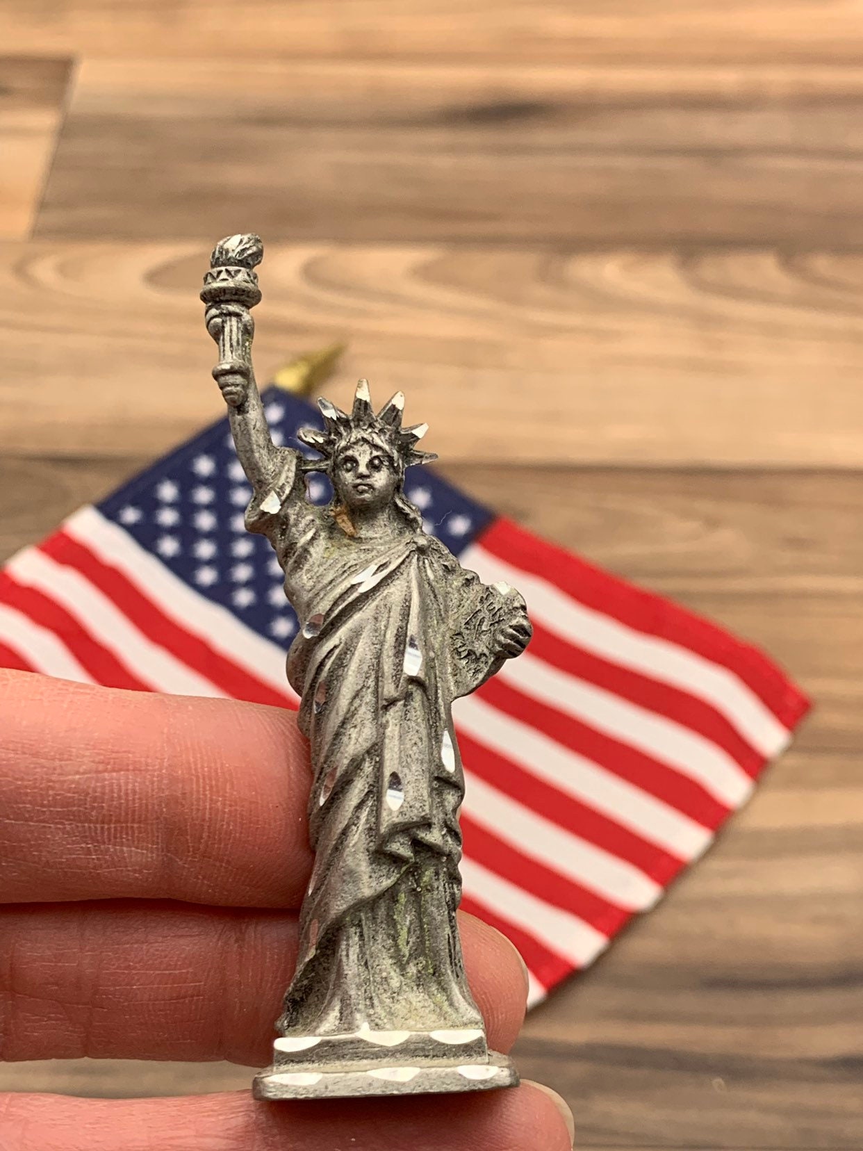 Statue of Liberty Pewter figurine, Lady Liberty Miniature, Statue of
