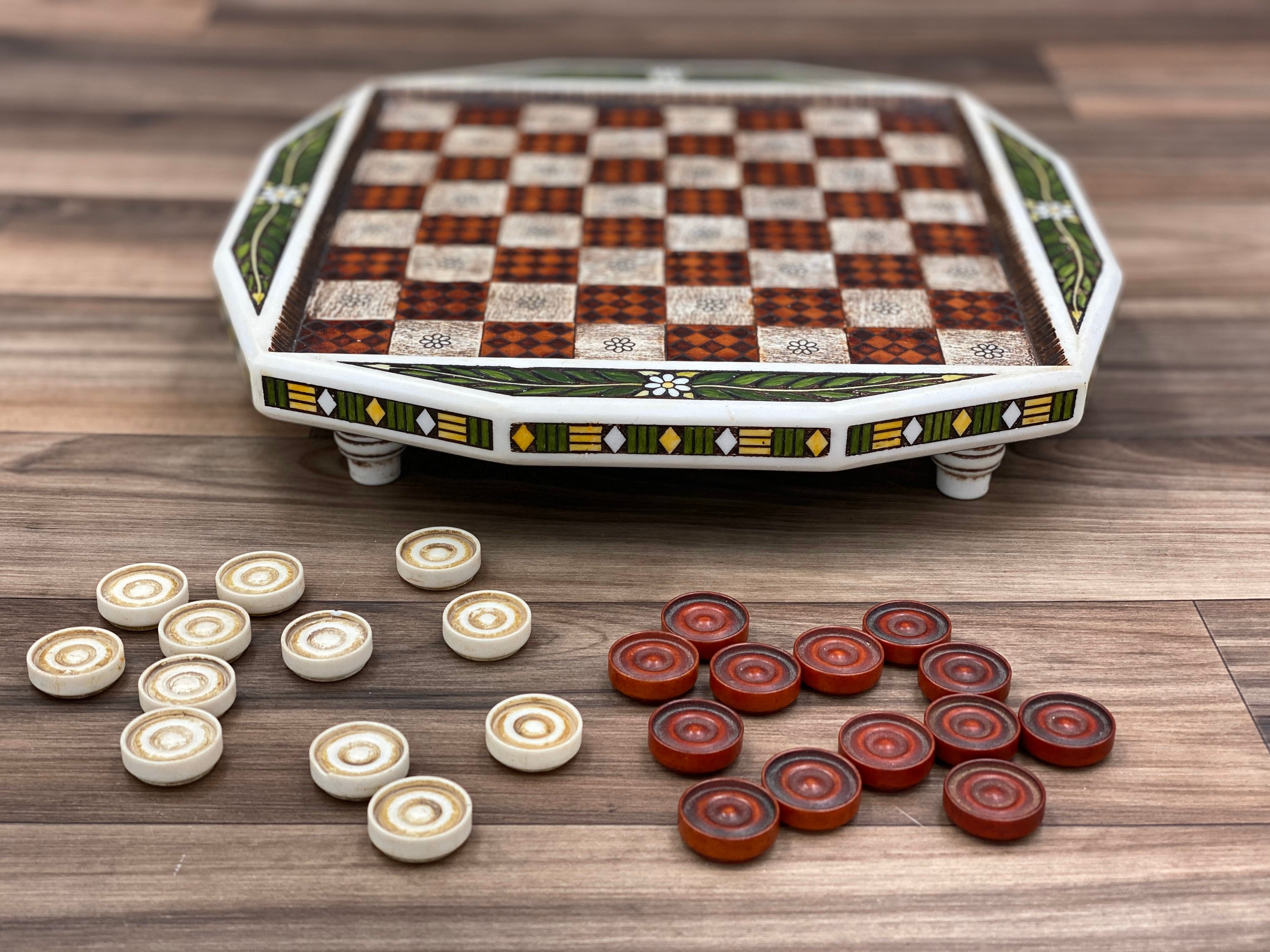 Vintage Checkers Set, Scrimshaw Collectors Game by History Craft