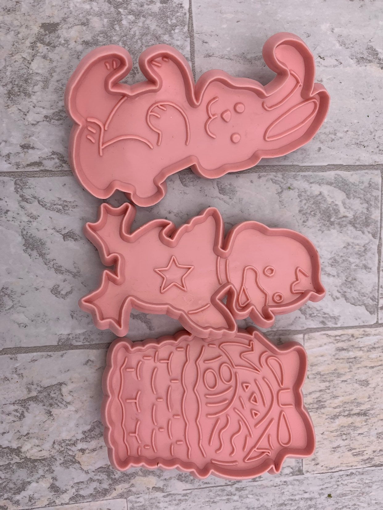 Vintage Easter Cookie Cutters, Plastic shaped Cookie Cutter Chicks