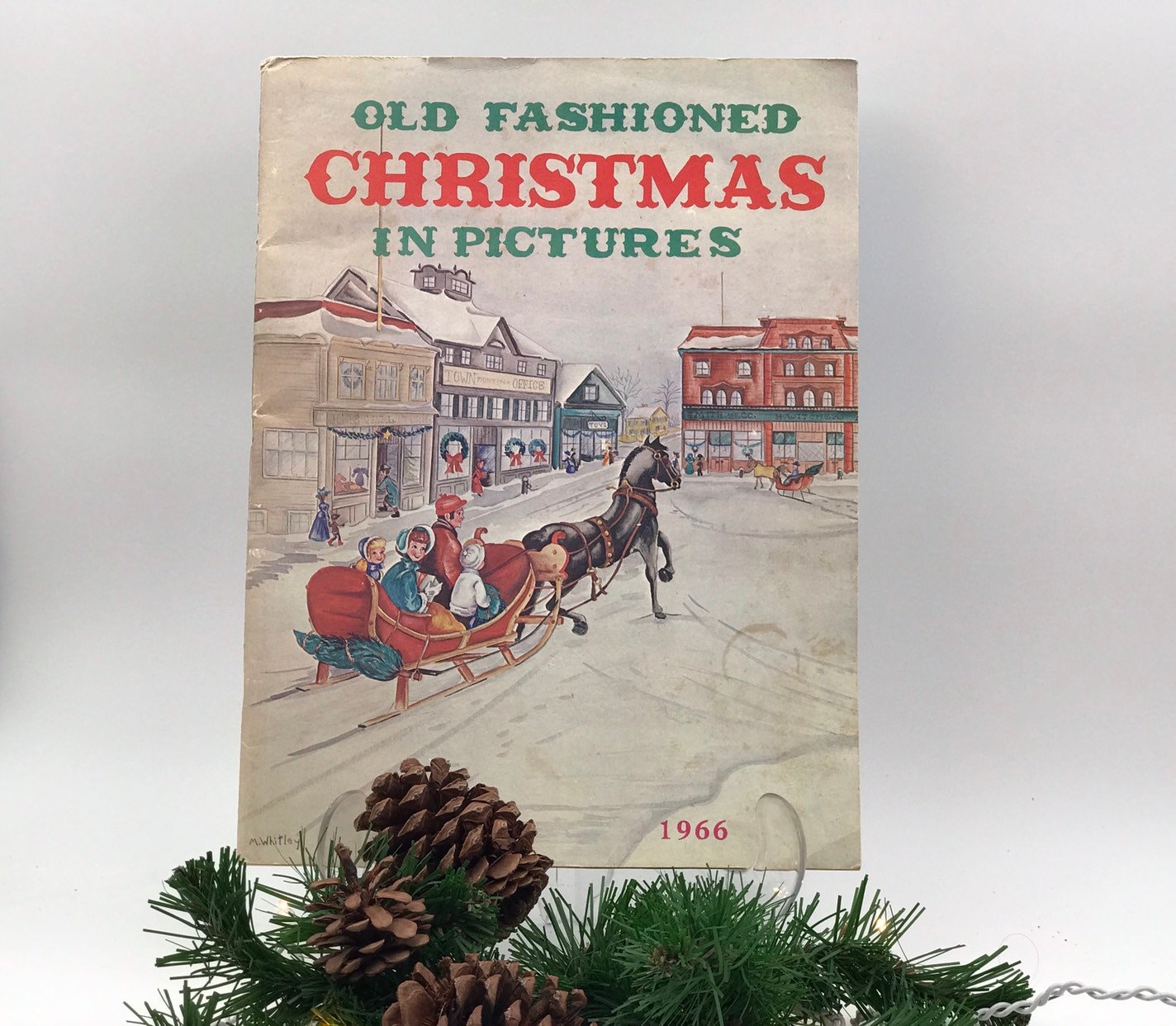 Vintage Old Fashioned Christmas in pictures book periodical, old fashion Christmas picture book