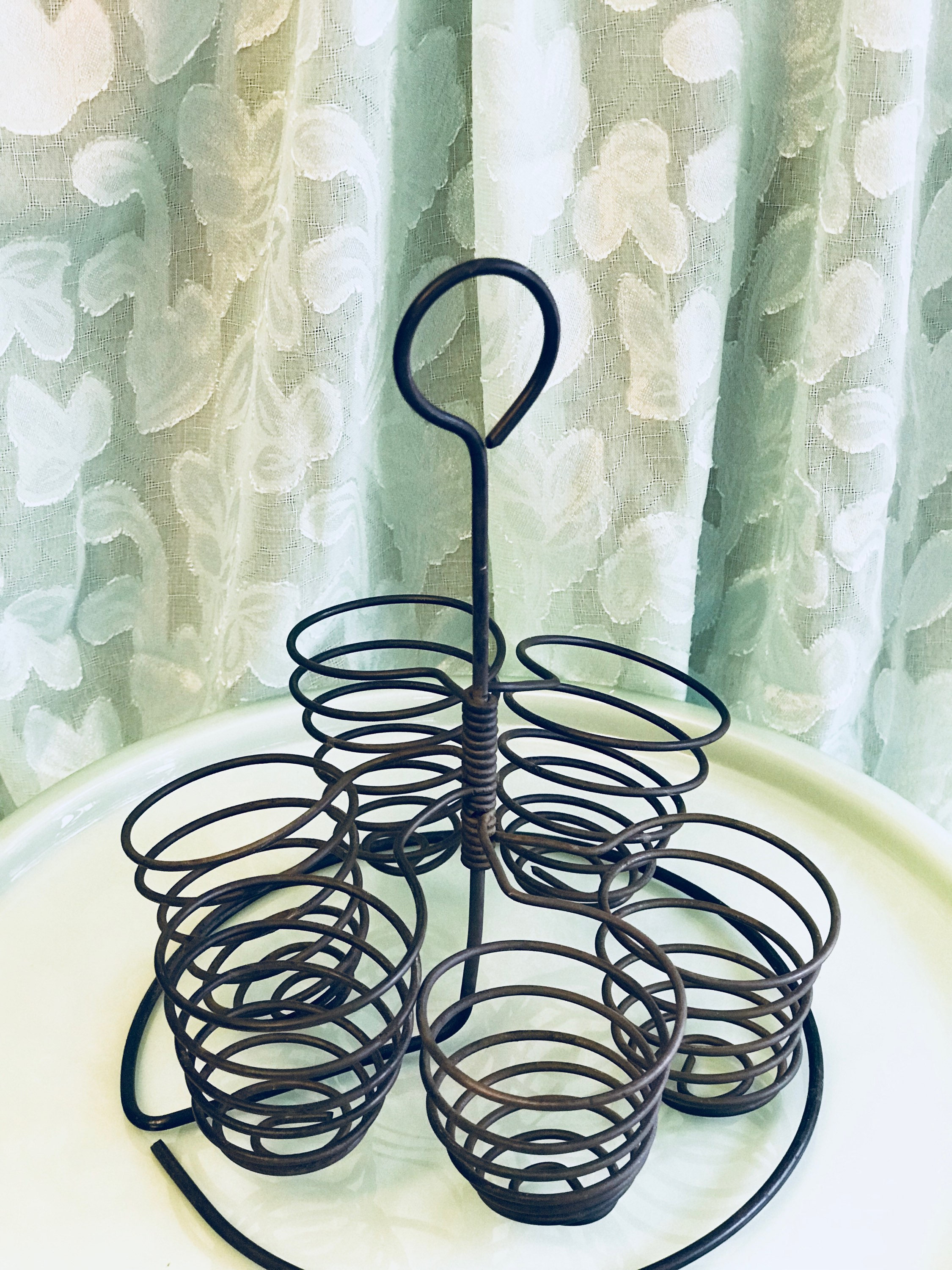 Vintage wire Egg Holder, Metal Egg Cup stand, Farmhouse egg stand
