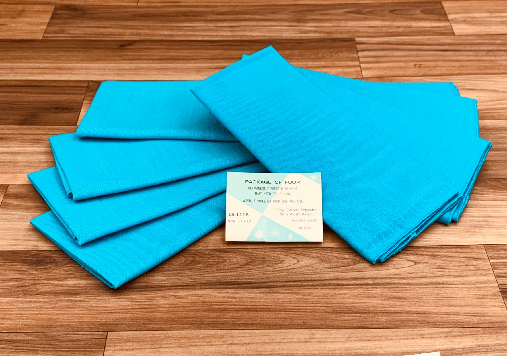 Vintage Cloth Napkins Turquoise cloth napkin set, 8 cloth napkins