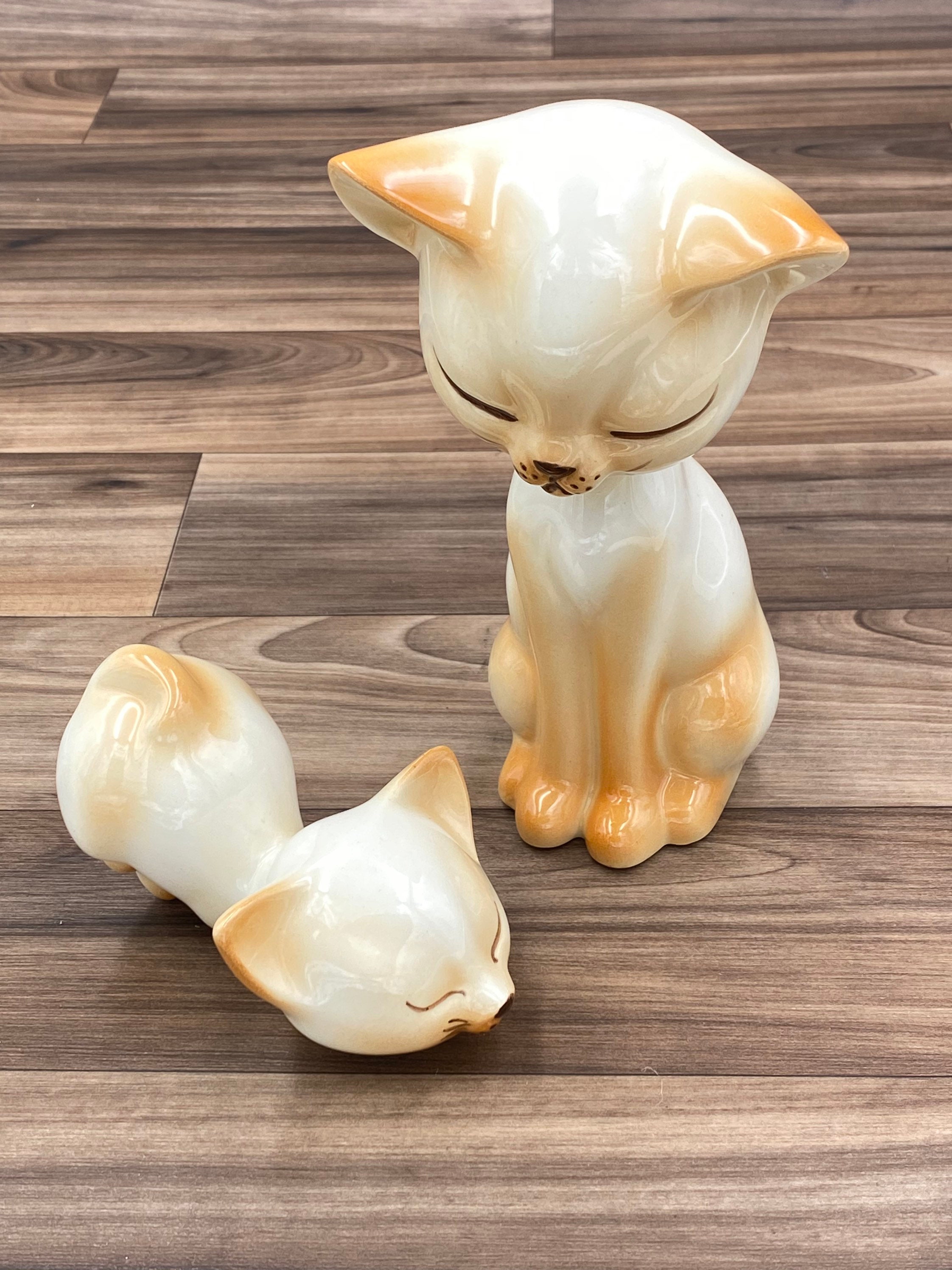 Vintage  Kitty Cat  ceramic  figurines  Cat  collectibles 