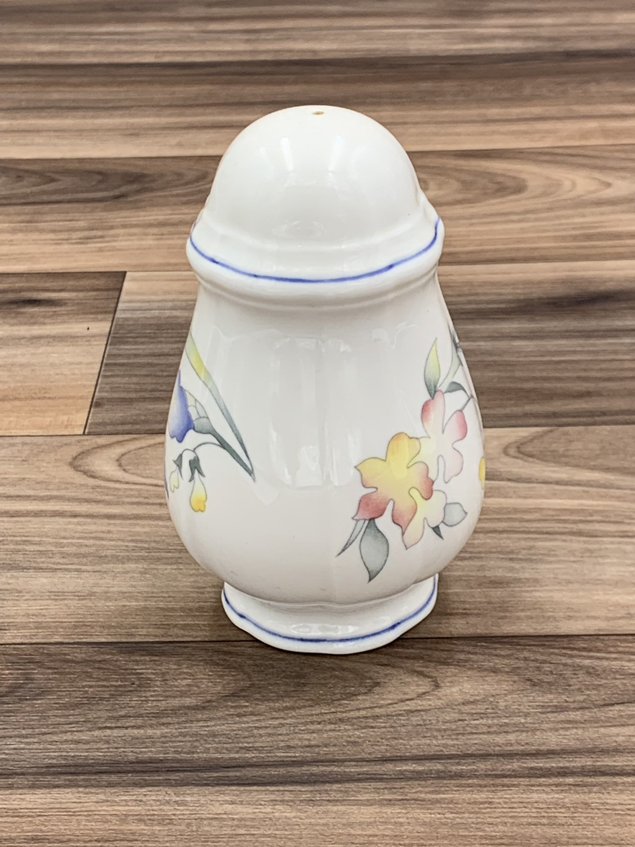 Vintage Replacement Salt Shaker Floral Villeroy and Boch Riviera Porcelain