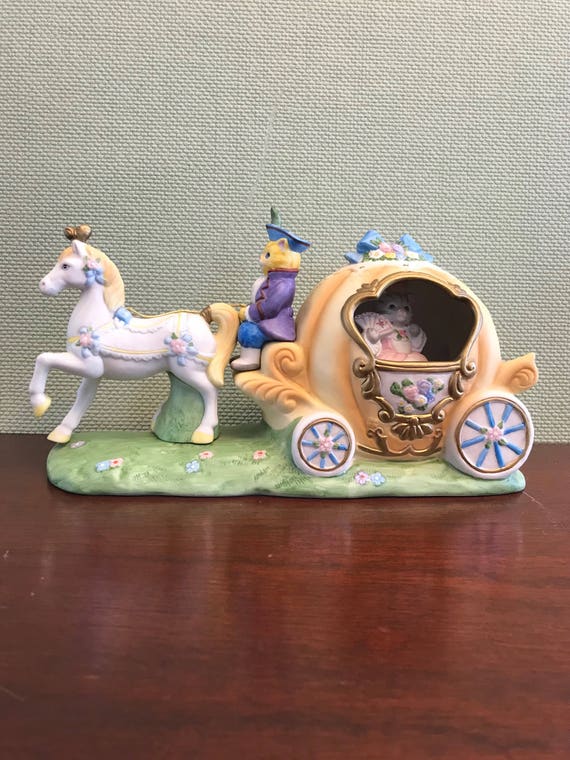 Music Box Cinderellas Coach, Kitty Cucumber Series, Schmidt, Dream of the Ball, Gift for girl