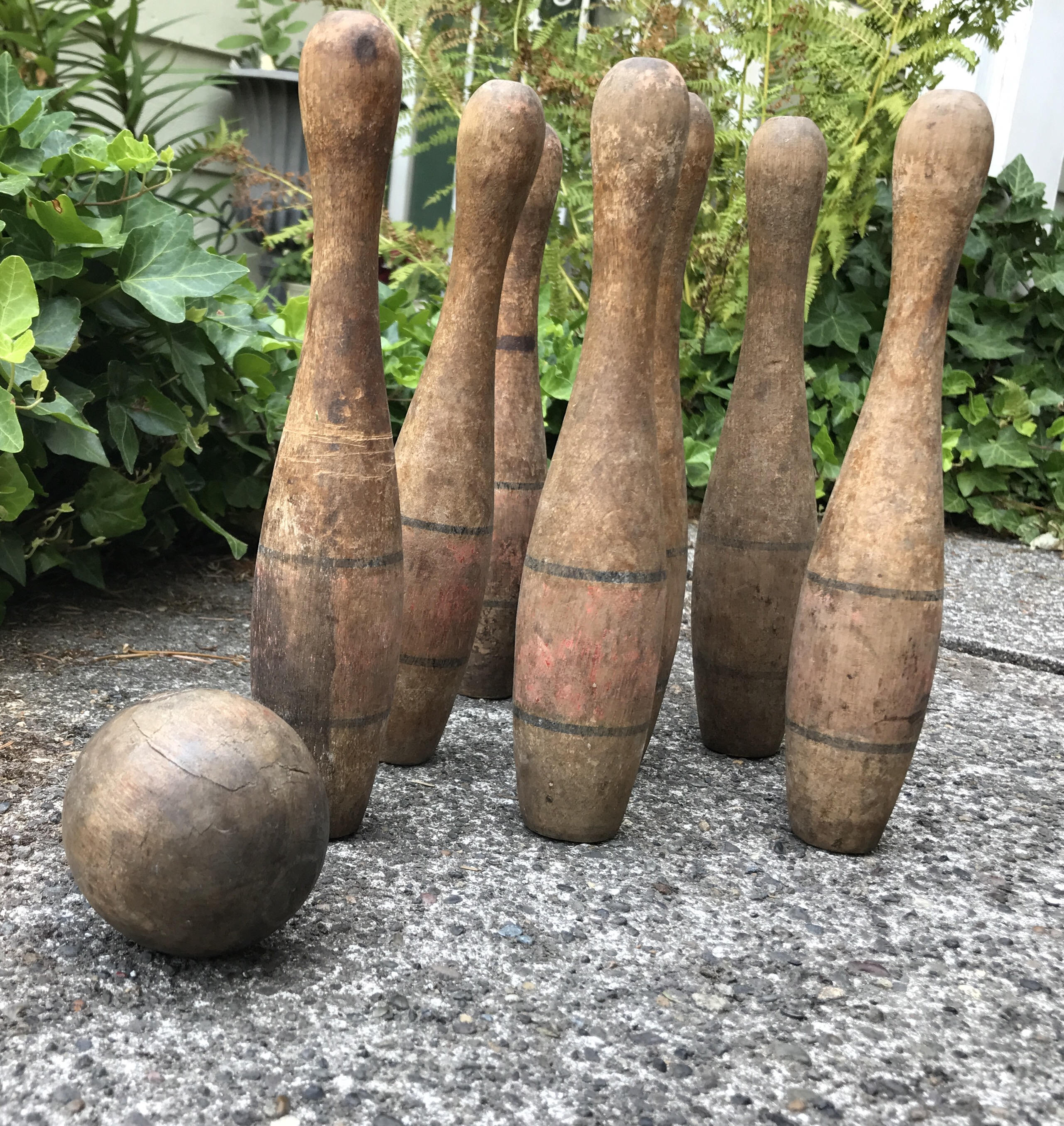 Vintage Wooden Bowling game, game of ten pins, Turned wood pins and