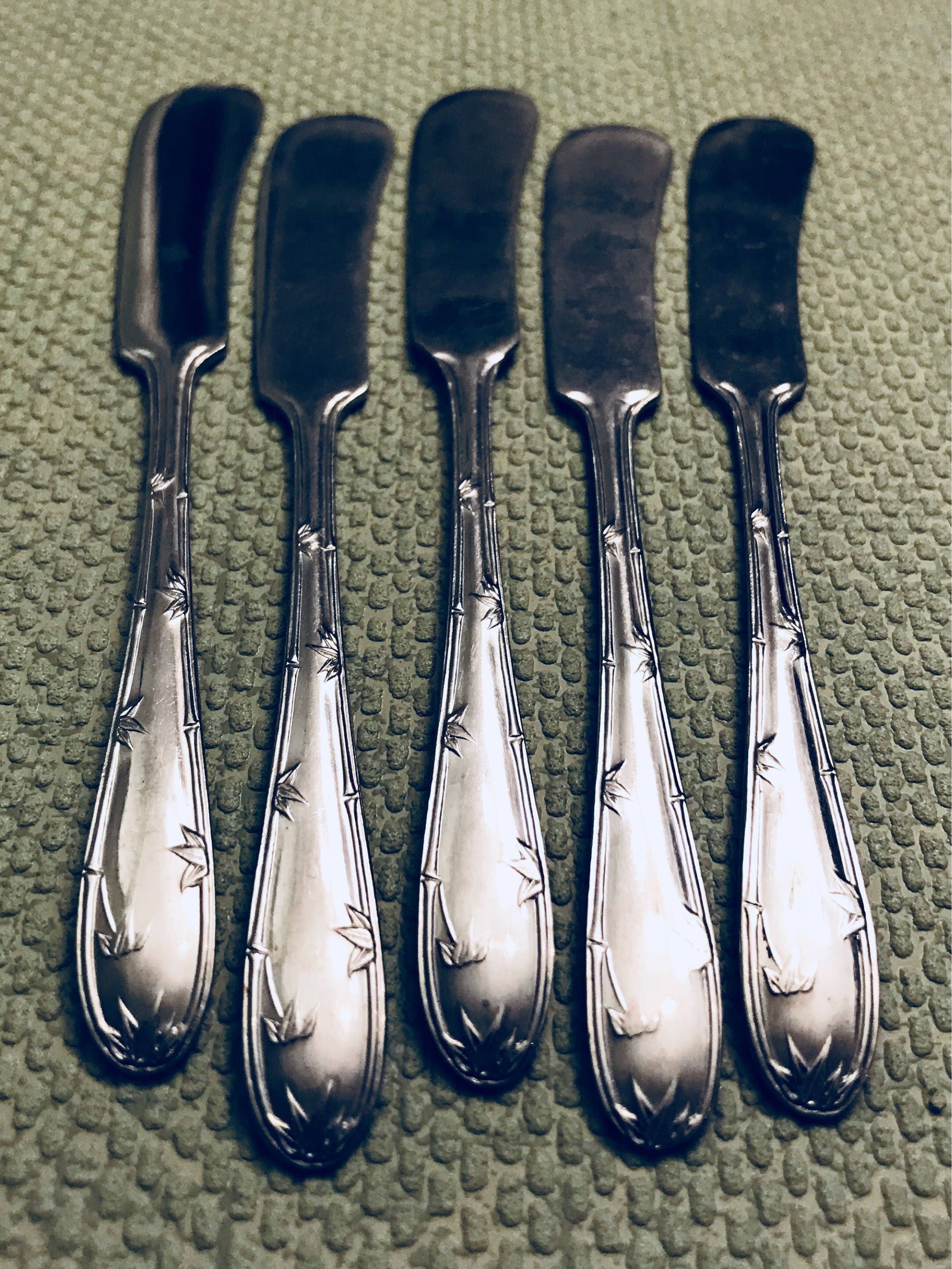 Vintage Bamboo appetizer knives, 5 mini spreaders, Bamboo pattern