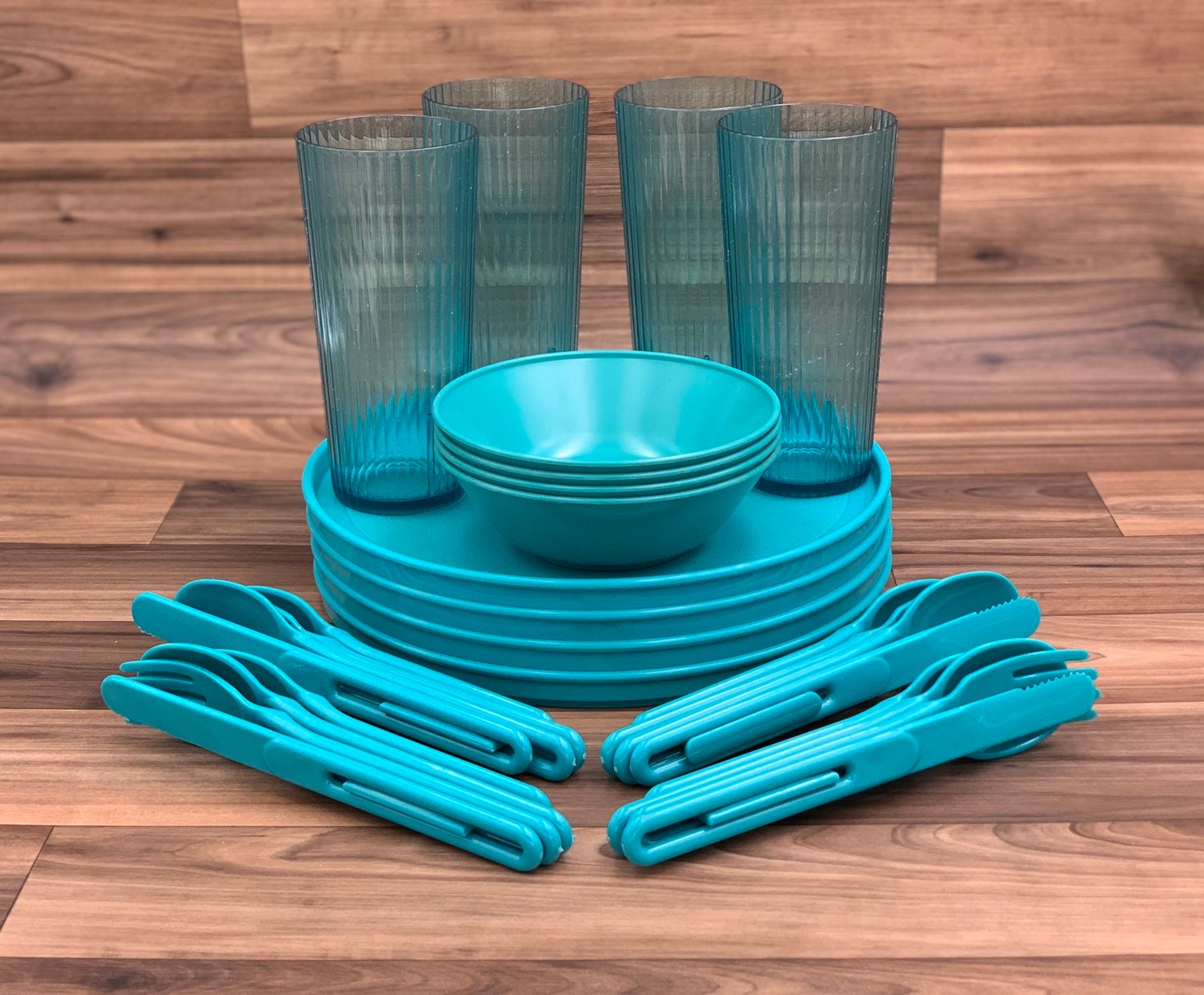 Retro Dish set Turquoise dish Set by Designers Guild Picnic dishes