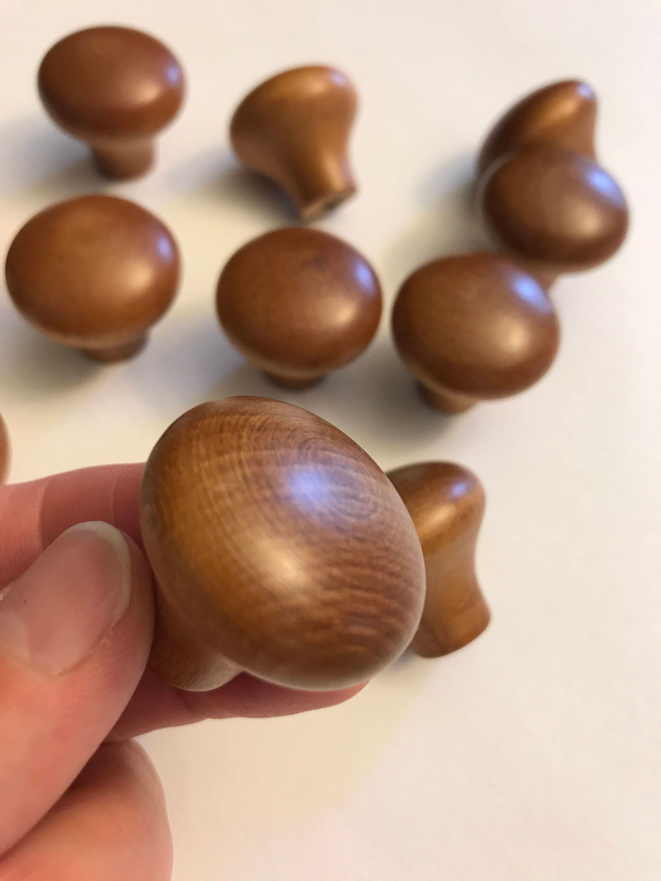 Wood Button Knobs Drawer Pulls. Set of 10, medium finish, Metal