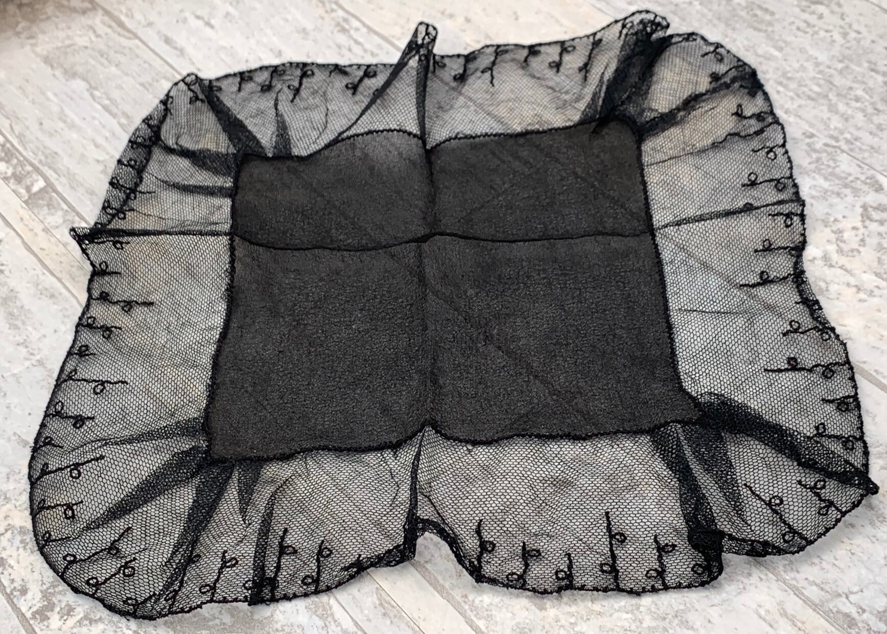 Vintage Handkerchief, black Hankerchief with embroidered lace edge