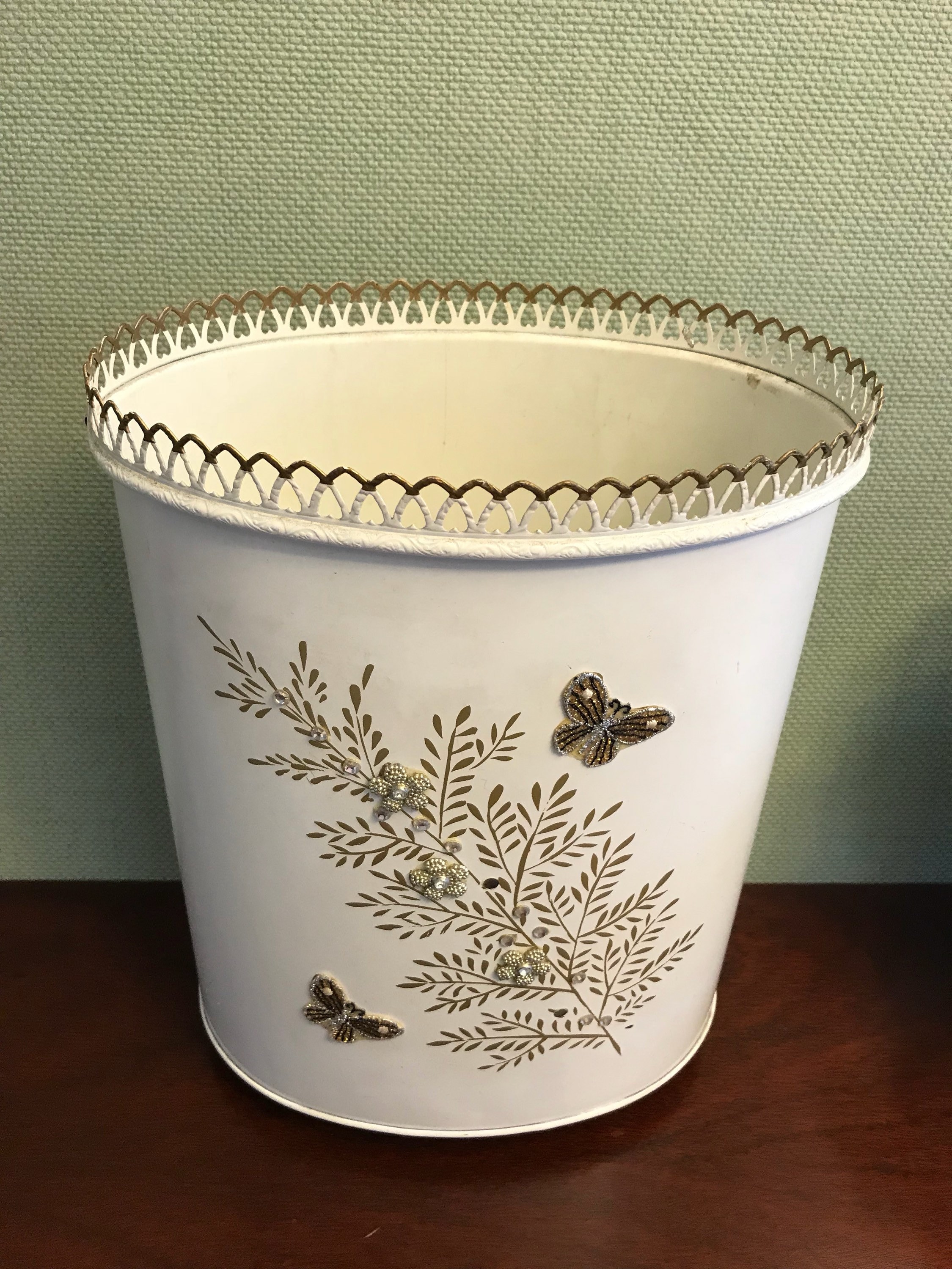Vintage decorator Waste Basket, Hollywood Regency trash can, Ransburg