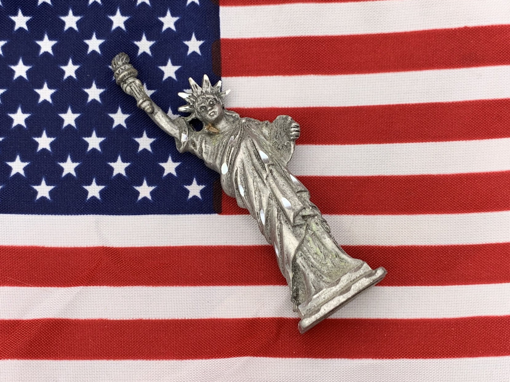 Statue of Liberty Pewter figurine, Lady Liberty Miniature, Statue of
