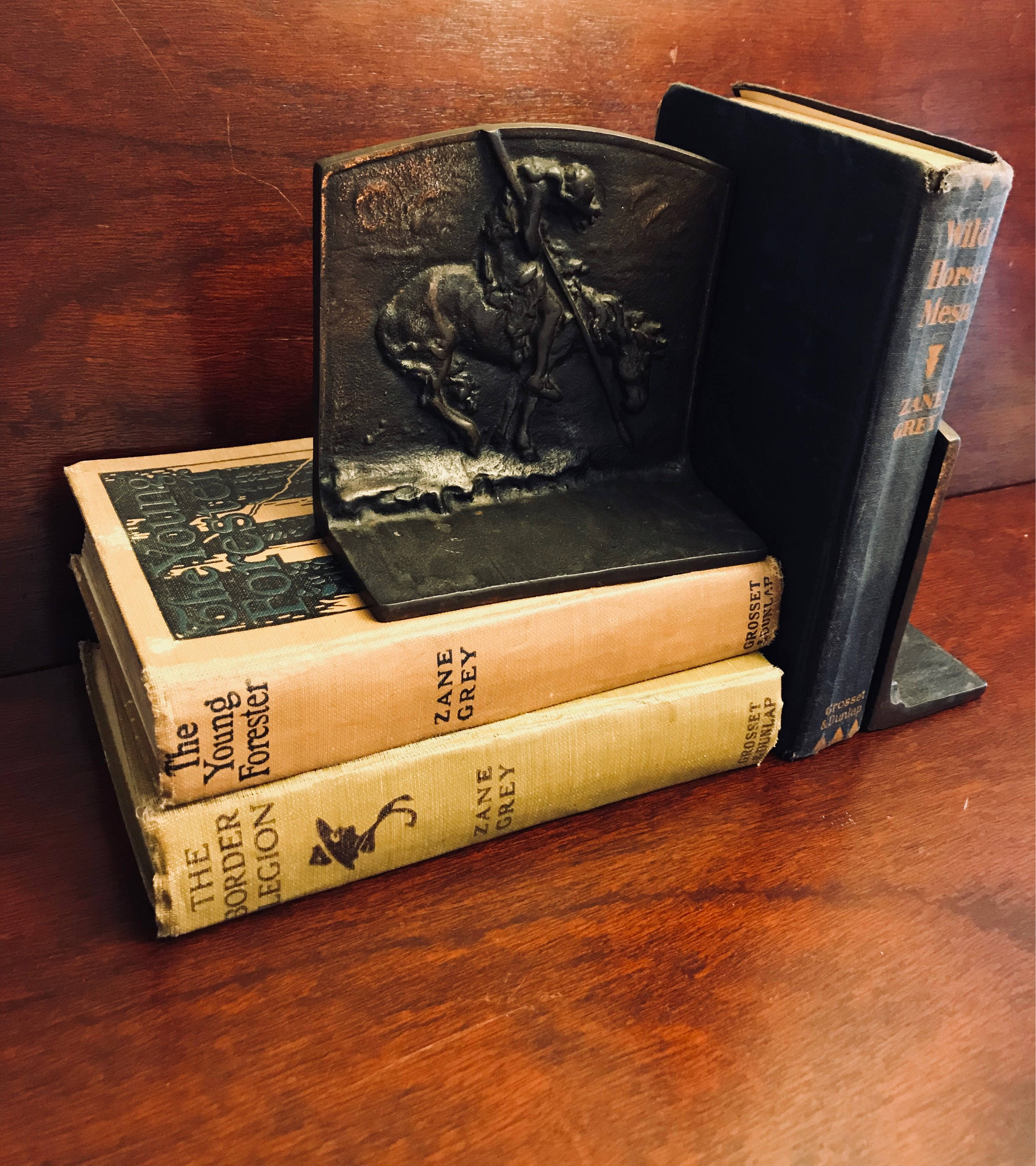 Vintage Indian Bookends, End of the Trail, Cast metal Bookends, Collectible Bookends, Native