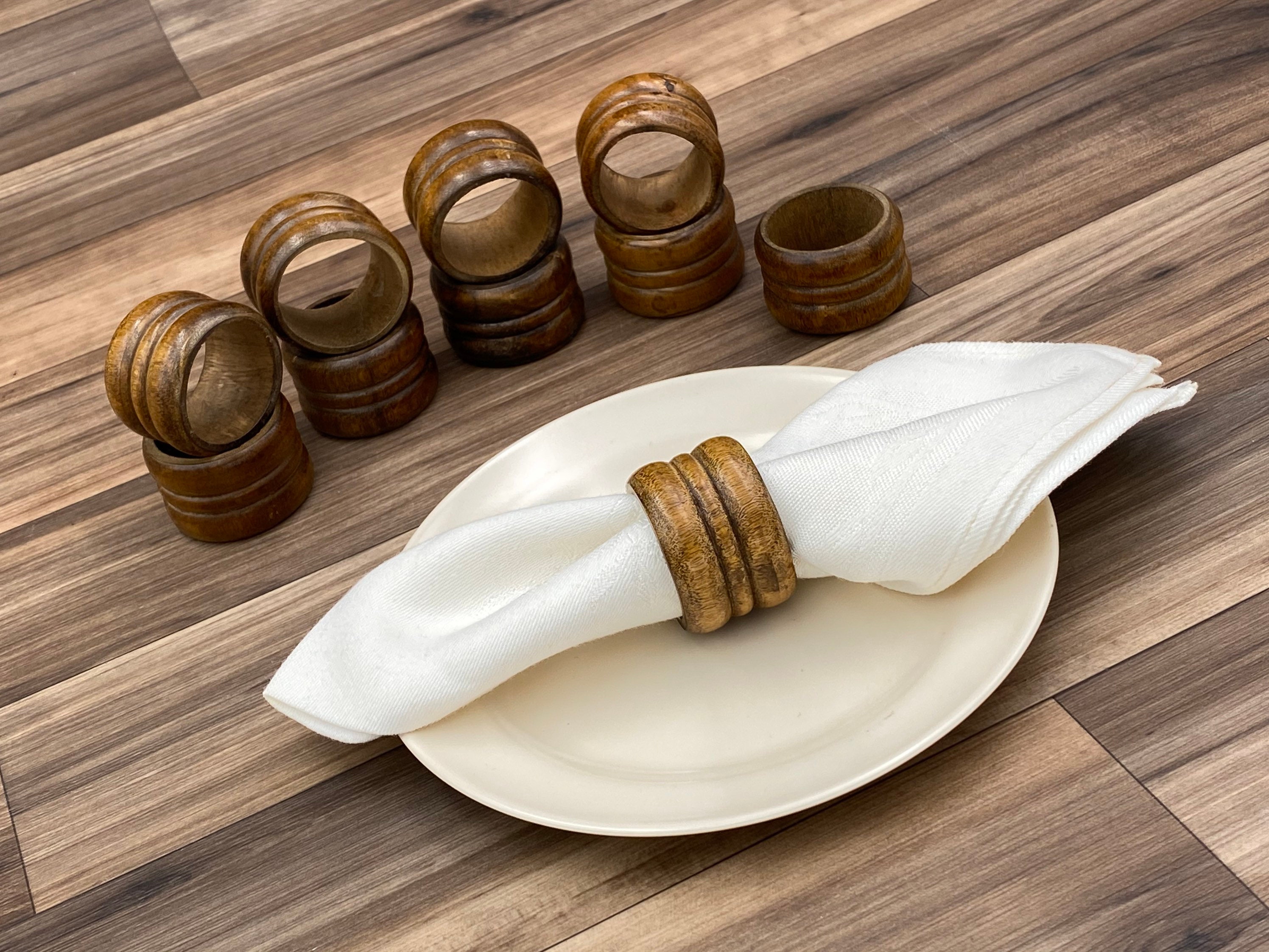 Vintage Wood Napkin Rings, 10 piece set, Vintage Napkin Ring, Rustic