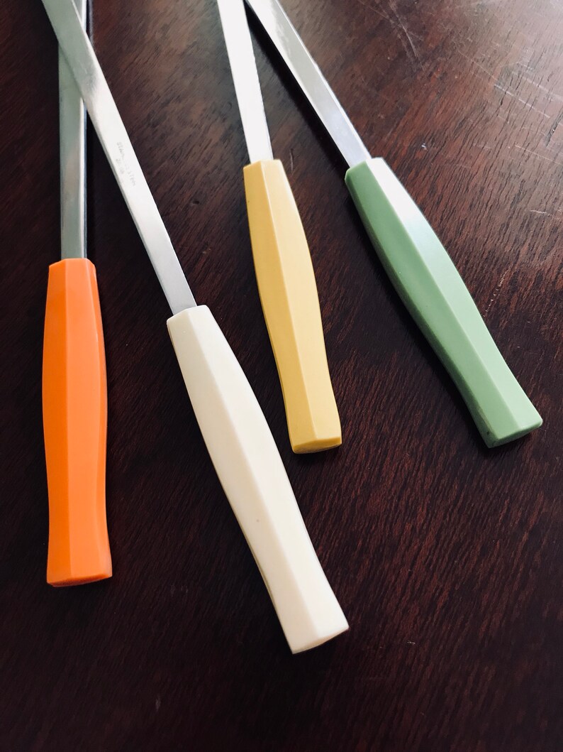 2 prong fondue forks, Fondue Party Forks Set of 4 fondue forks Vintage Fondue Forks Retro Colored Plastic handles stainless steel fork