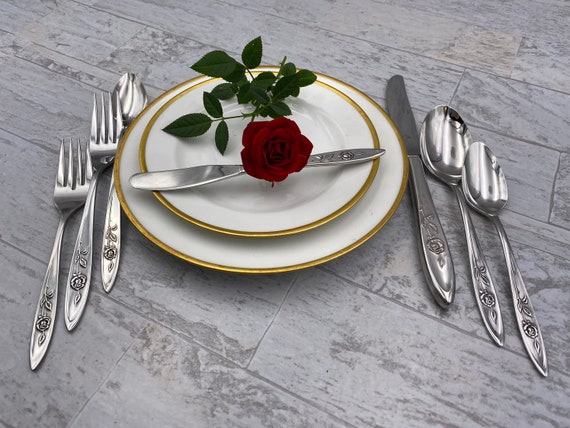 Oneida My Rose Stainless Flatware set, Service for 8 in Chest, Serving pieces, Carving set, wedding gift, gift for her, large flatware set