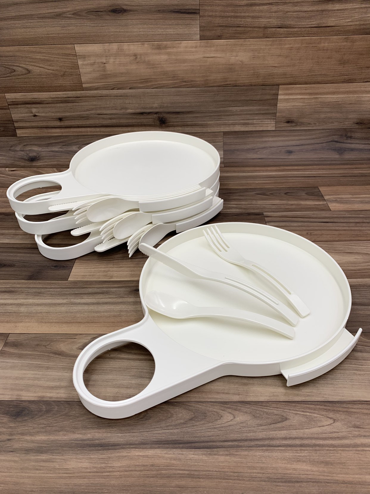 Vintage Stacking Picnic plates, Retro Plastic Dish set, Plastic Flatware