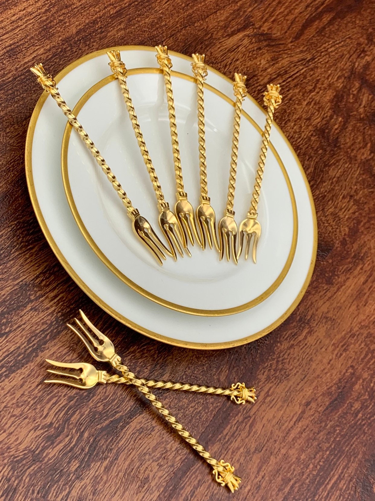 Vintage Gold Appetizer Forks, cocktail Party Forks Gold plated Crown