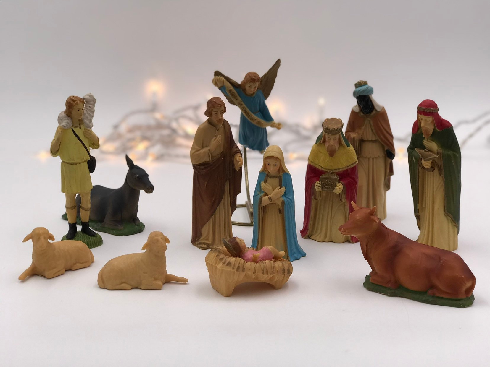 Vintage Art Plastics Nativity Set, Holy Family Plastic figurines with